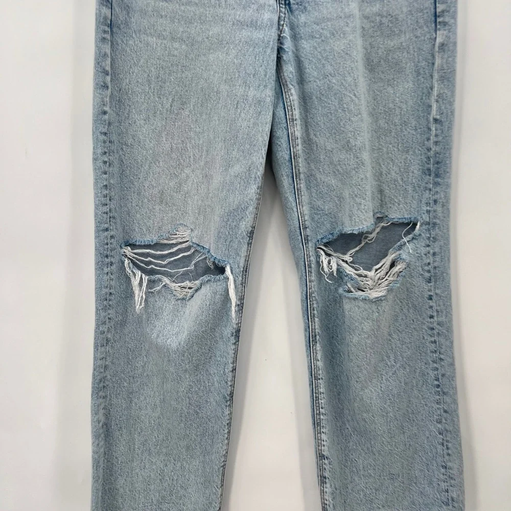 American Eagle 6 Straight‎ Jeans Womens Light Wash Distressed Ripped High Rise